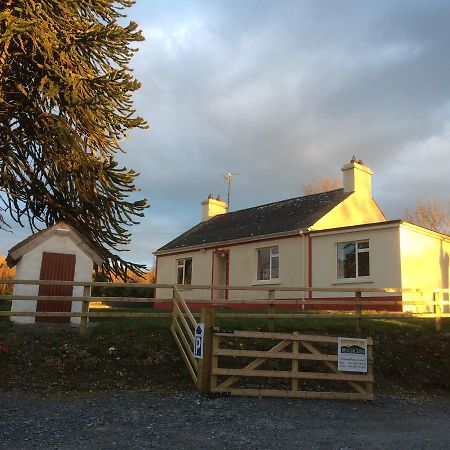 Loughcrew Megalithic Hostel Millbrook エクステリア 写真